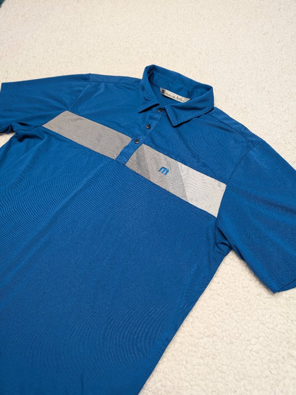 Travis Mathew blue polo shirt 🔵